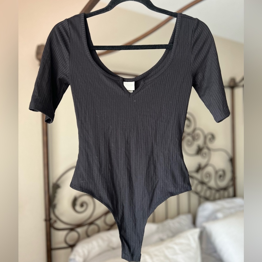 H&M Ribbed Bodysuit - Picture 1 of 6
